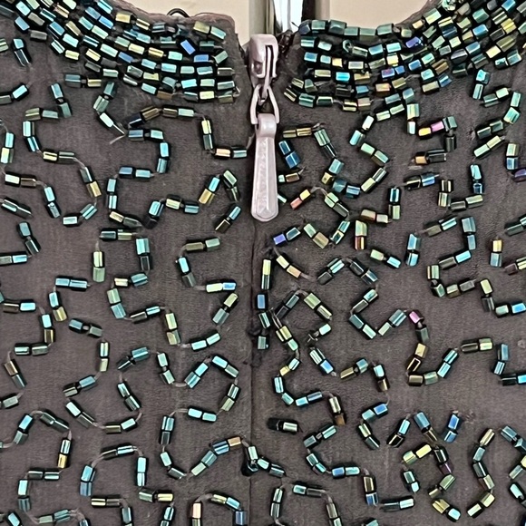 Vintage 80’s Silk Allover BEADED DRESS Shimmer Low Back Sleeveless Black Green 4 - Picture 8 of 14